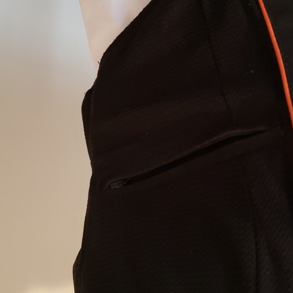 Black Women's Leather Vest - Picture 8 of 10